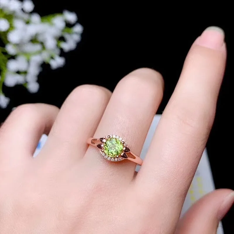 6mm Simple Round Cut Peridot 925 Sterling Silver Ring