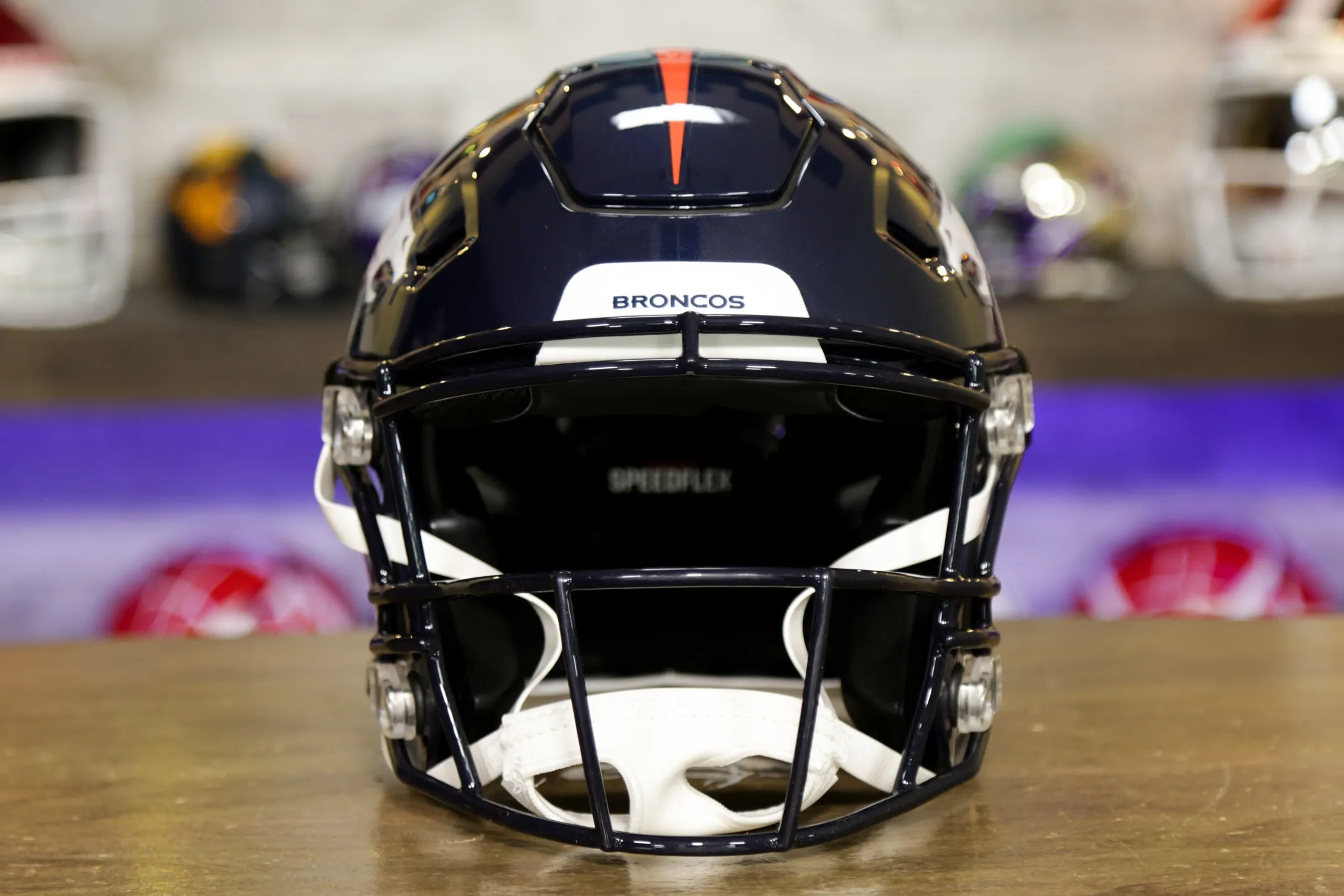 Denver Broncos Riddell SpeedFlex Helmet - 1997-2023 Throwback